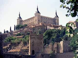 صور Alcazar, Museum of the Army حصن